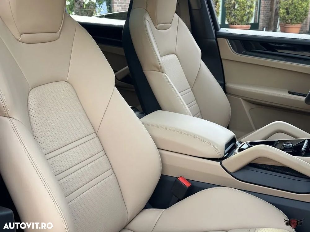Porsche Cayenne Coupe E-Hybrid Tiptronic S - 20