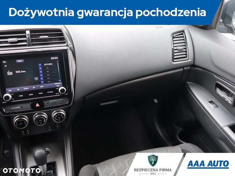 Mitsubishi ASX - 9