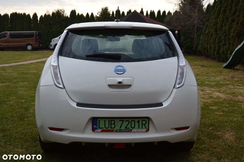 Nissan Leaf 30 kWh (mit Batterie) Acenta - 6