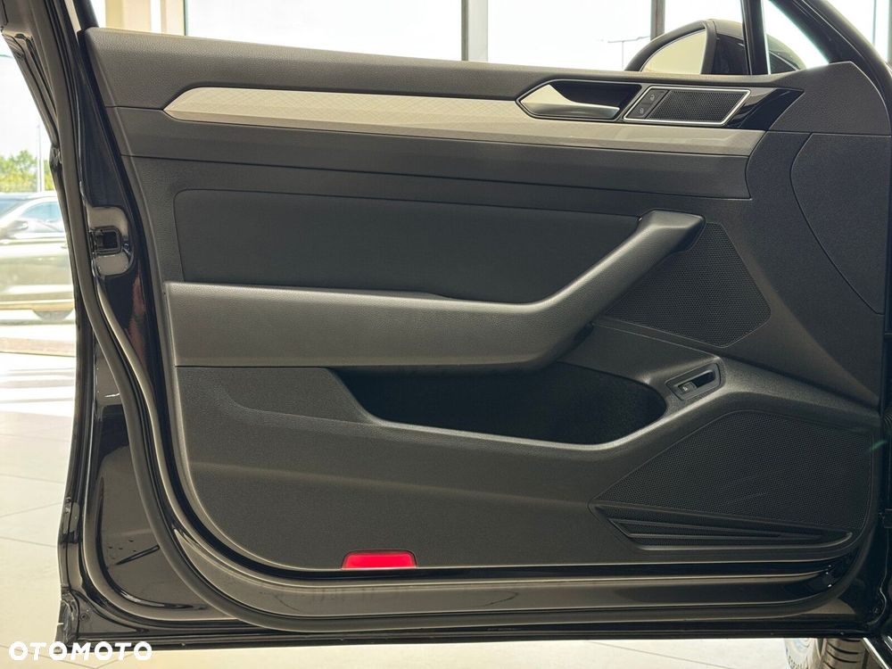 Volkswagen Passat 2.0 TDI EVO Business DSG - 12