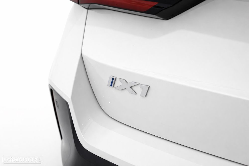 BMW iX1 xDrive30 Pack Desportivo M - 10