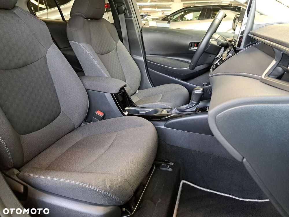 Toyota Corolla 1.8 Hybrid Style - 11