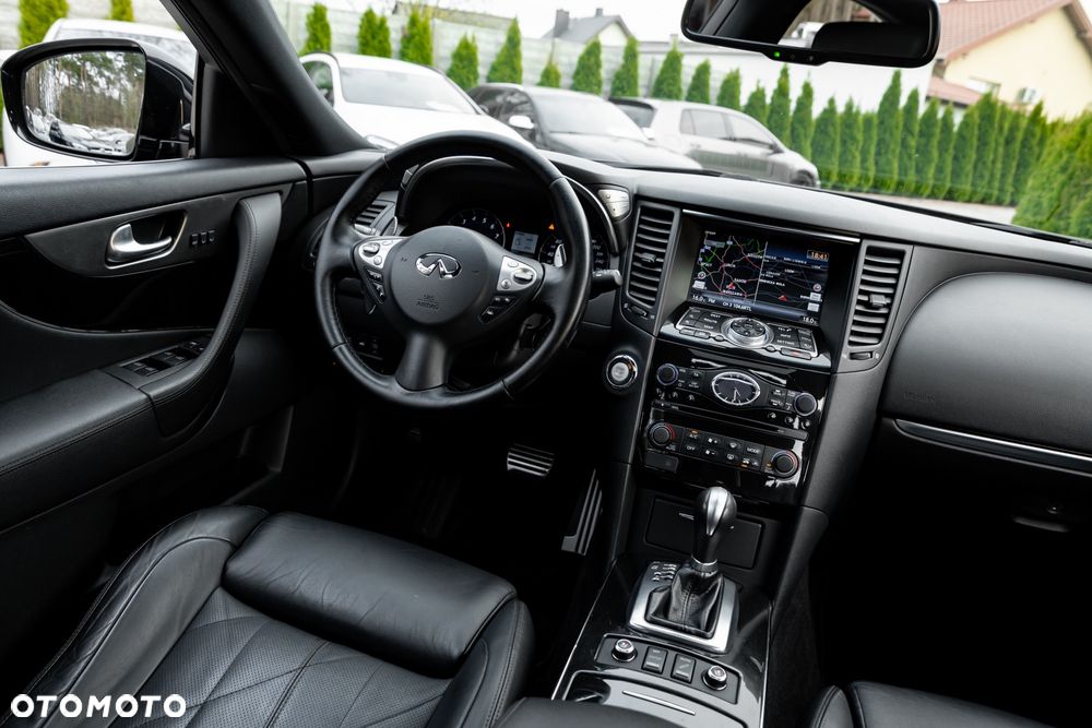 Infiniti QX70 3.7 AWD S - 27
