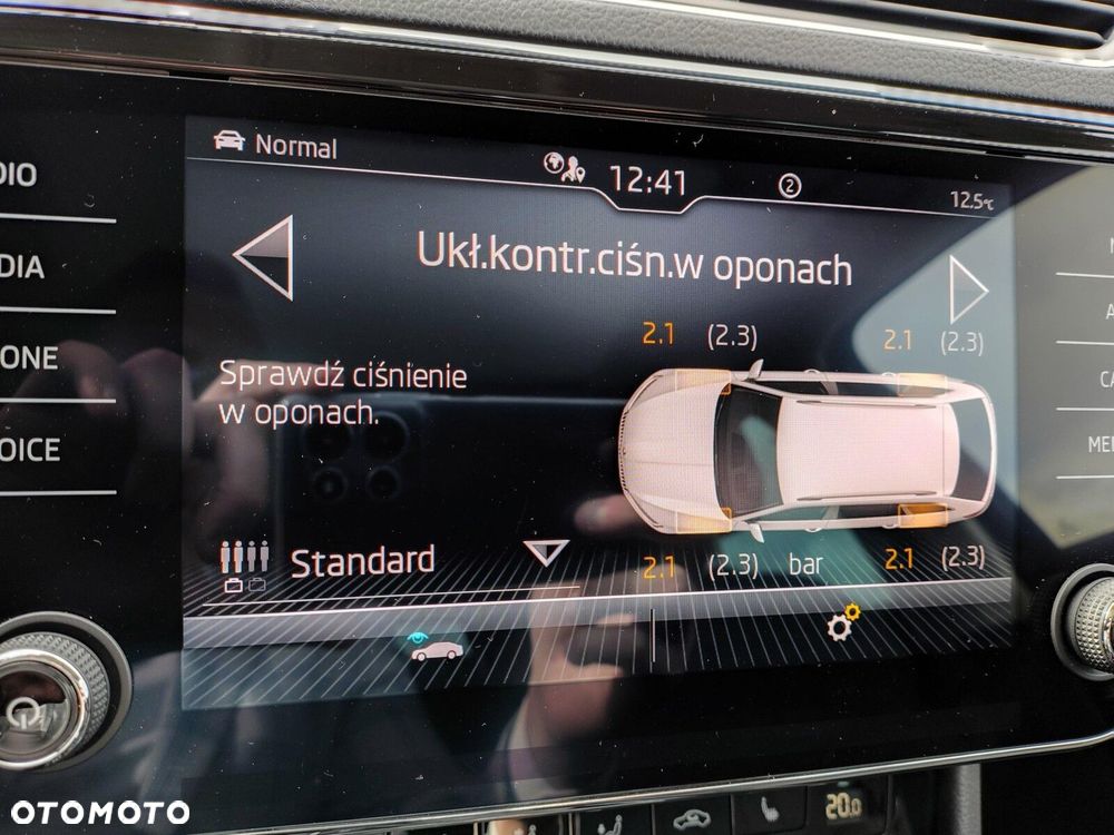 Skoda Superb 2.0 TSI L&K DSG - 34