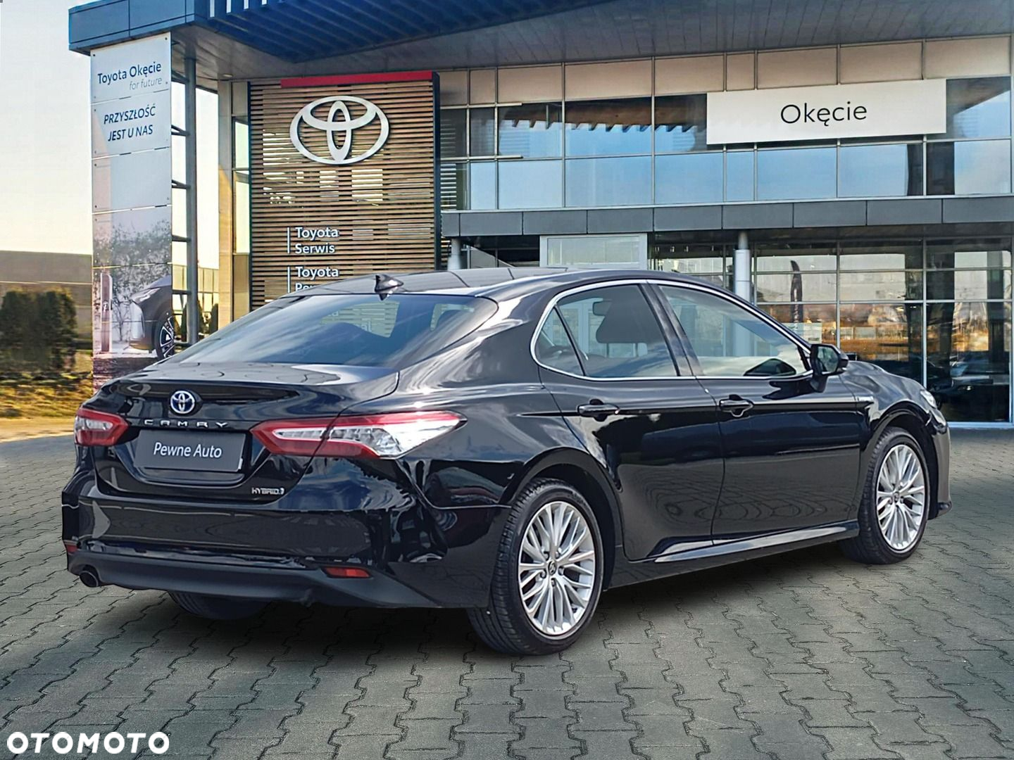 Toyota Camry 2.5 Hybrid Executive CVT - 6