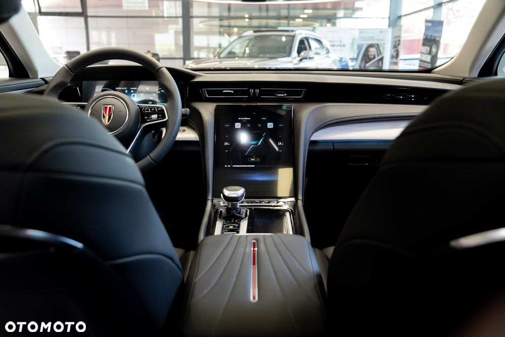 Hongqi H5 2.0T Deluxe - 13
