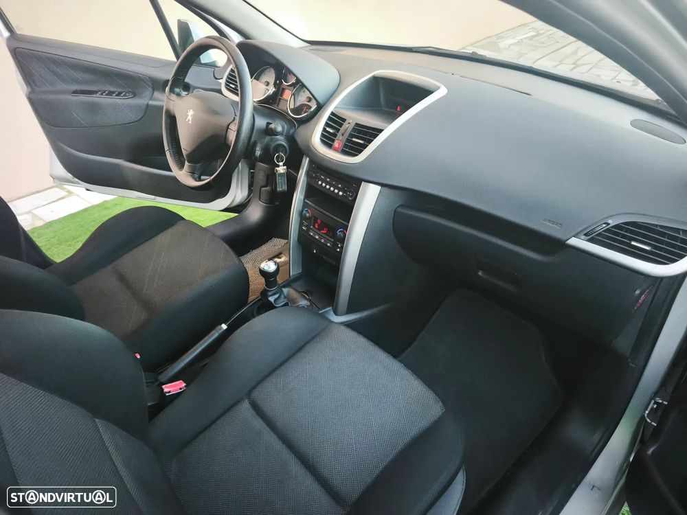Peugeot 207 SW 1.4 SE Sportium - 14