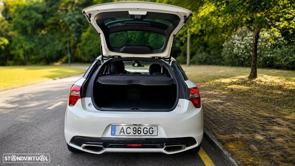 DS DS5 2.0 Hybrid4 Sport Chic - 27