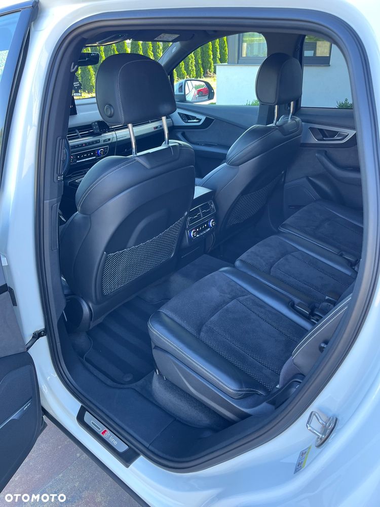 Audi Q7 - 8