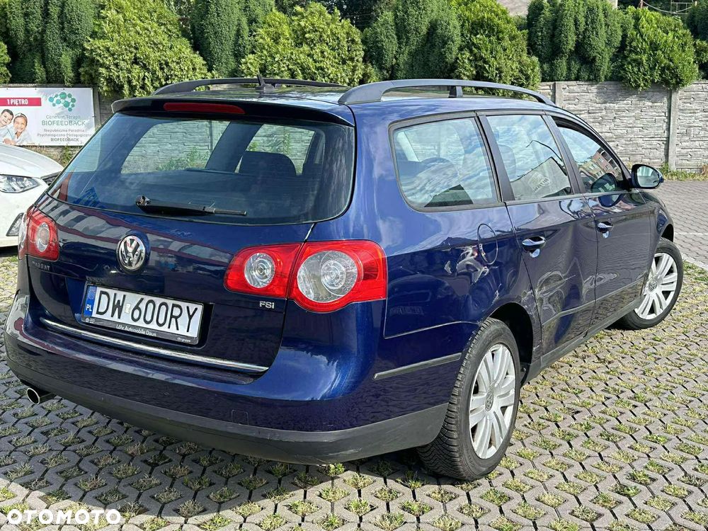 Volkswagen Passat - 3