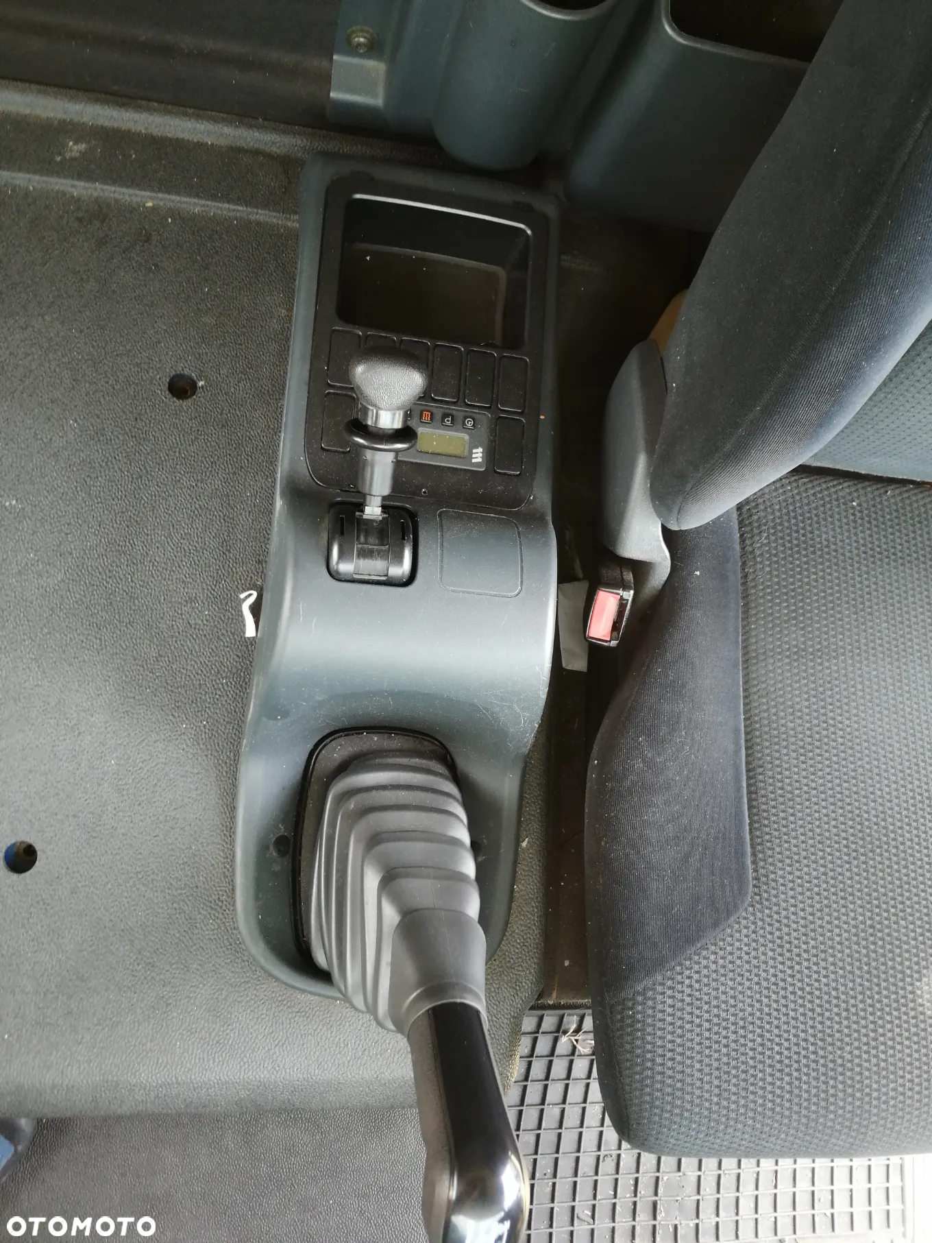 MAN TGL 8.180 4X2 BL - 17