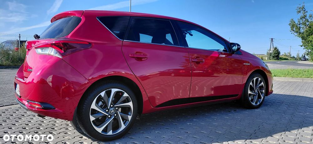 Toyota Auris Hybrid 135 Dynamic - 6