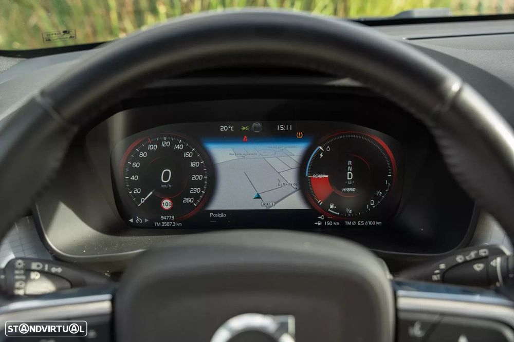 Volvo XC 40 1.5 T4 PHEV Core - 8