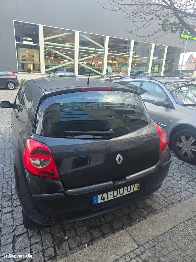 Renault Clio 1.5 dCi Dynamique - 7