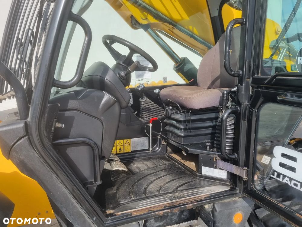JCB 540-140 jak Manitou MT 1440 R285 - 13