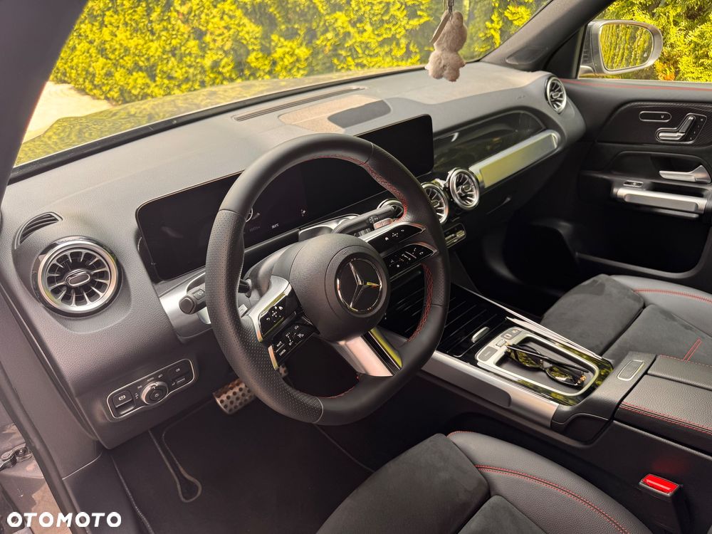 Mercedes-Benz GLB 220 d 4-Matic AMG Line 8G-DCT - 18