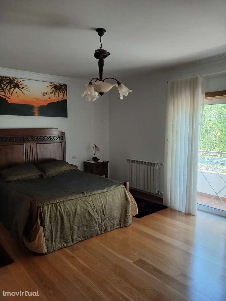 T3 em Fátima com varanda e garagem - Grande imagem: 3/14