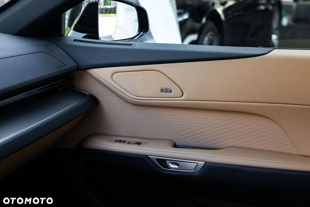 Lexus ES 300h Prestige - 8