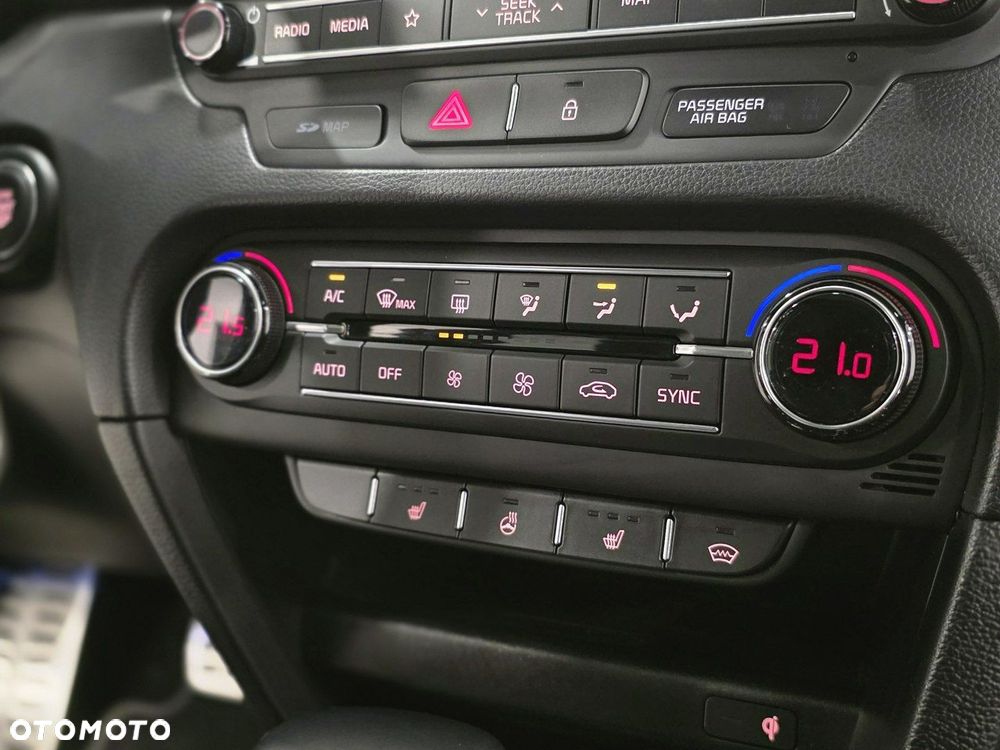 Kia ProCeed 1.6 T-GDI GT DCT - 30