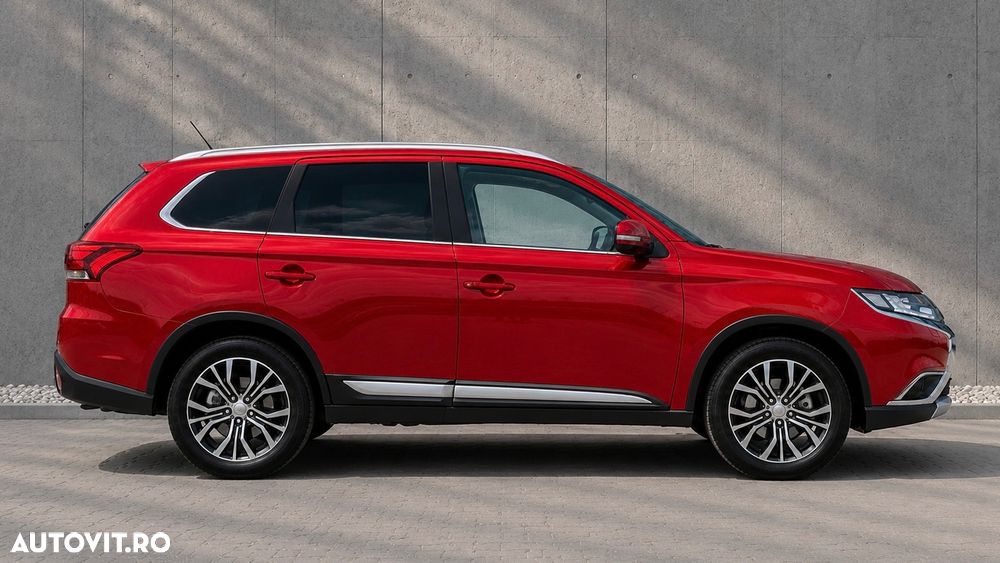 MITSUBISHI Outlander 2016 — imagine 16