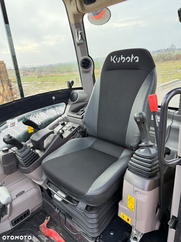 Kubota U56-5 - 11