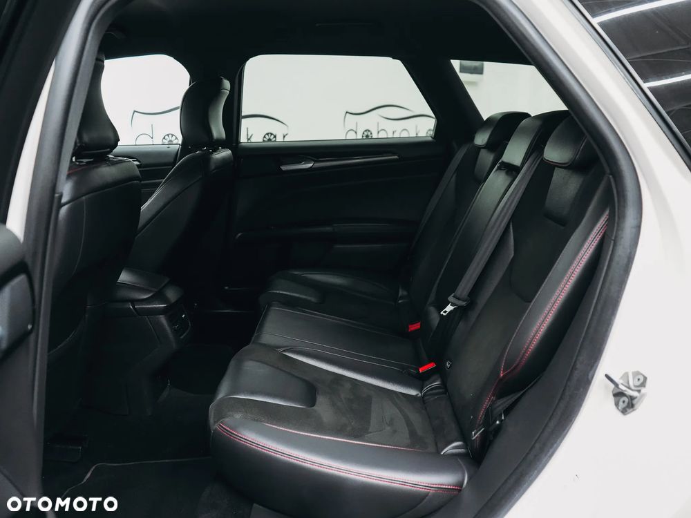 Ford Mondeo 2.0 EcoBlue ST-Line - 27