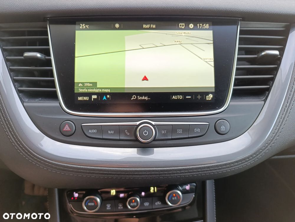 Opel Grandland X 1.6 T Ultimate S&S - 21