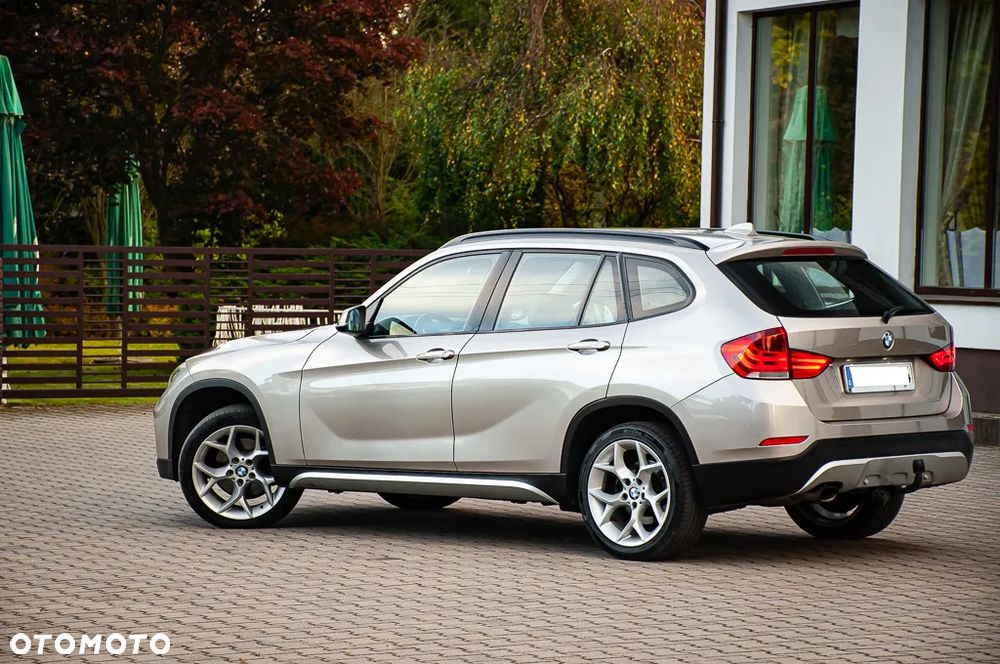 BMW X1 sDrive18d - 23