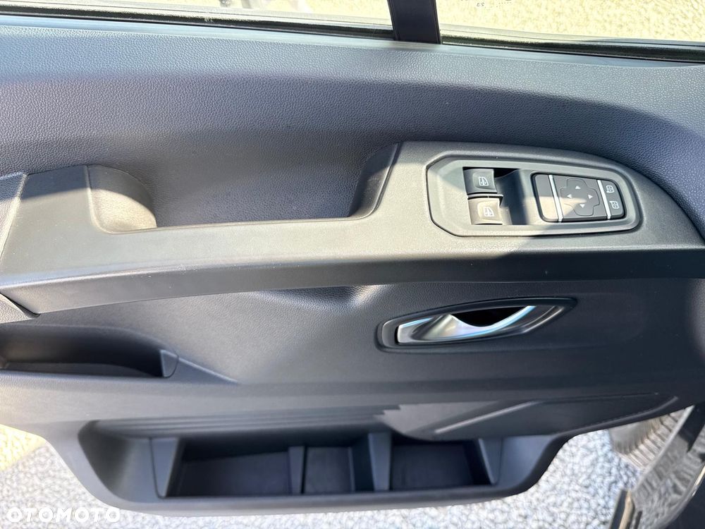 Renault Trafic 2.0 dCi Escapade - 20