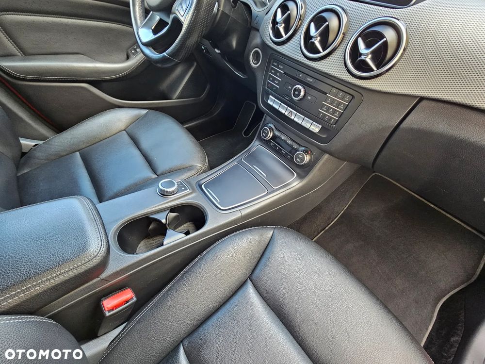 Mercedes-Benz Klasa B 200 (CDI) d 4-Matic - 13