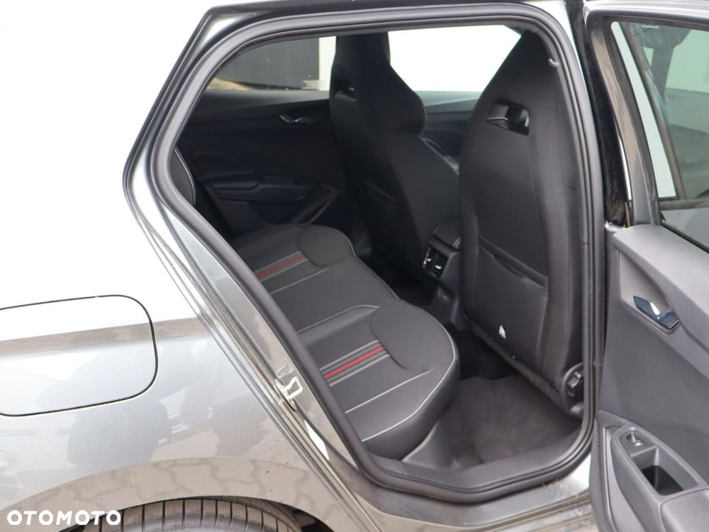 Skoda Fabia - 8