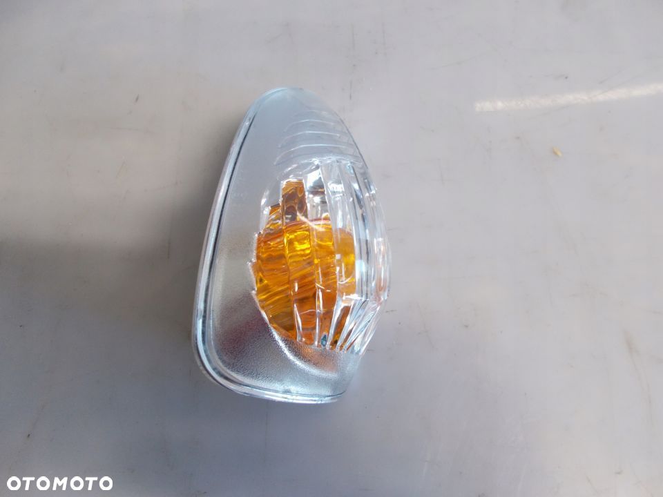 KIERUNKOWSKAZ LEWY LUSTERKA RENAULT MASTER 2010-