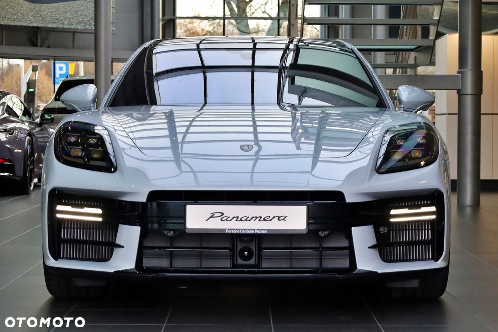 Porsche Panamera - 3