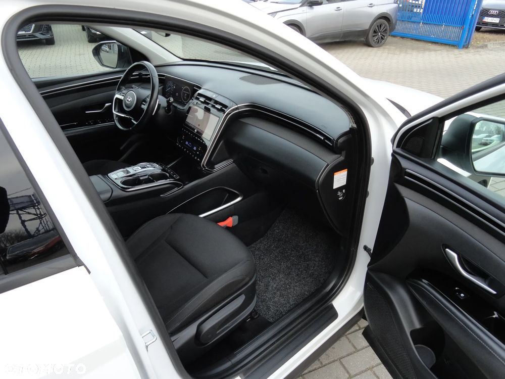 Hyundai Tucson 1.6 T-GDi 48V-Hybrid 4WD DCT Prime - 9