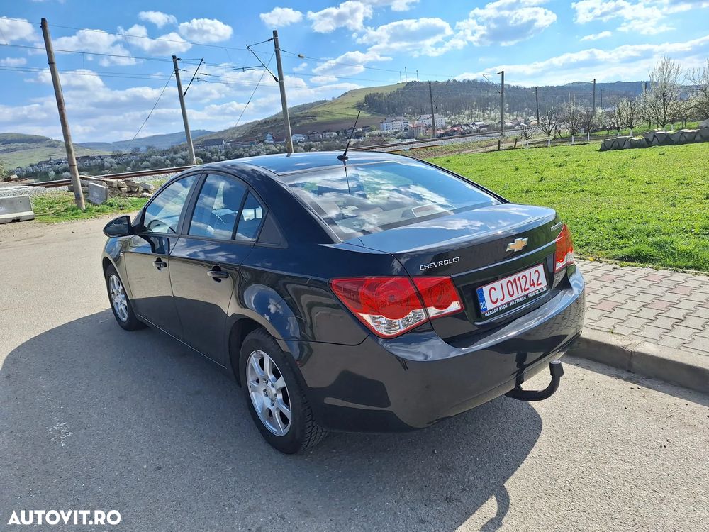 Chevrolet Cruze - 3