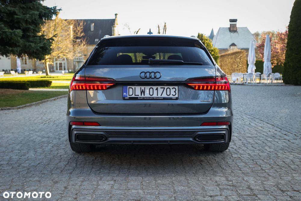 Audi A6 Avant 40 TDI quattro S tronic S line - 14