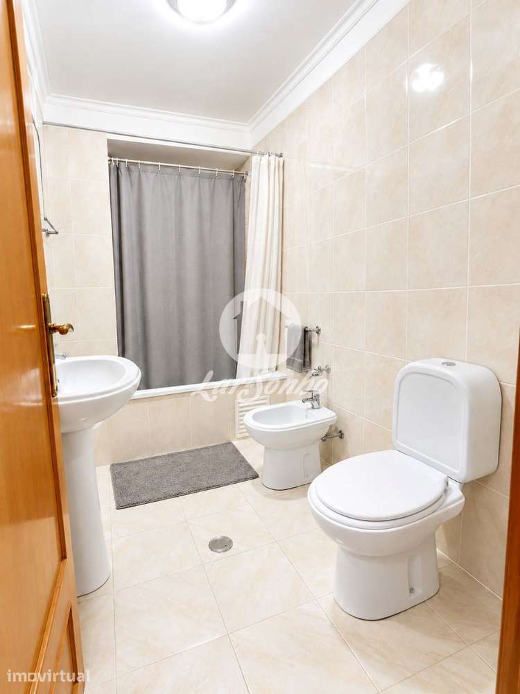 Apartamento T2 no centro de Arcozelo - Grande imagem: 4/29