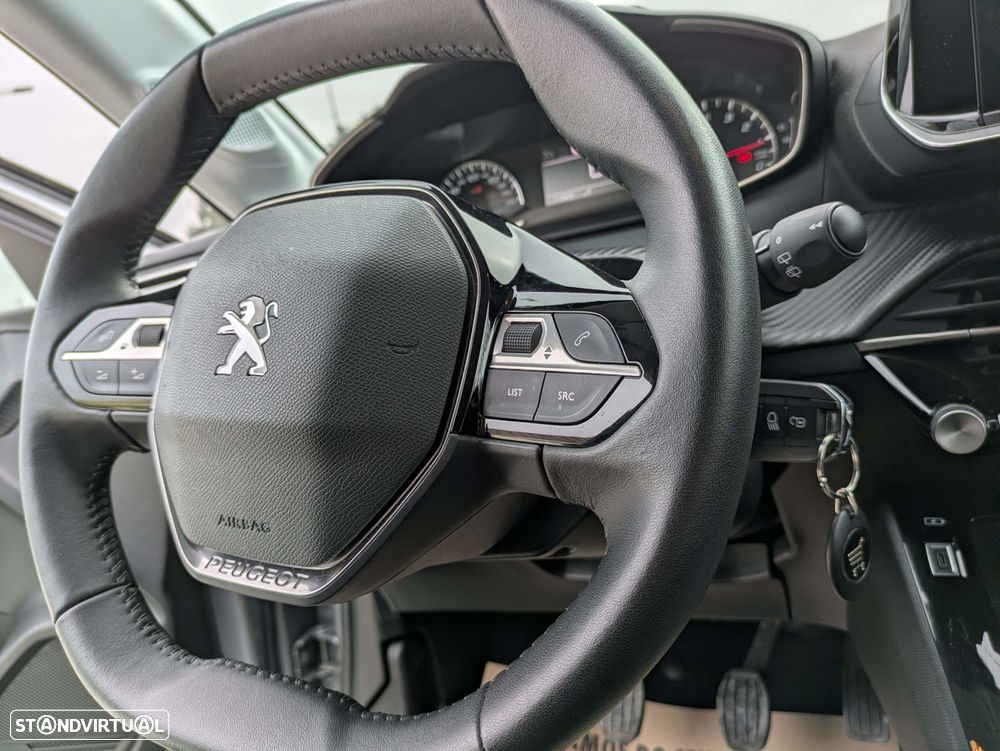 Peugeot 208 1.2 PureTech Active Pack - 27