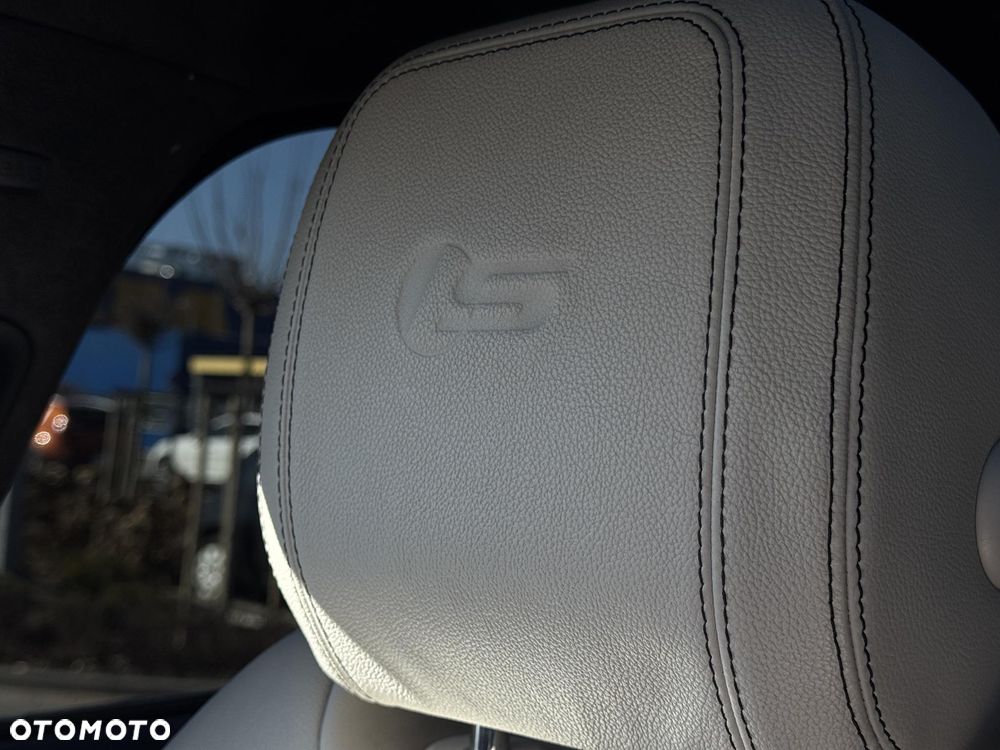 Jaguar F-Pace 3.0 V6 AWD S - 36