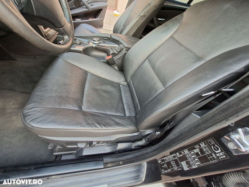 BMW Seria 5 520d - 12