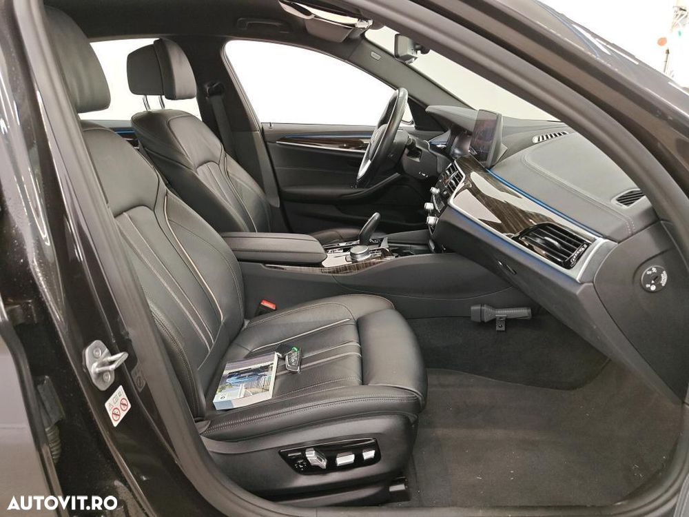 BMW Seria 5 530e xDrive AT PHEV - 8