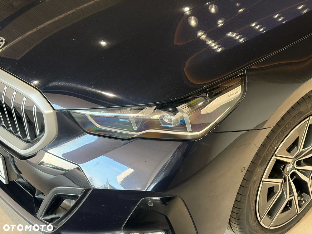 BMW Seria 5 520d xDrive mHEV - 9