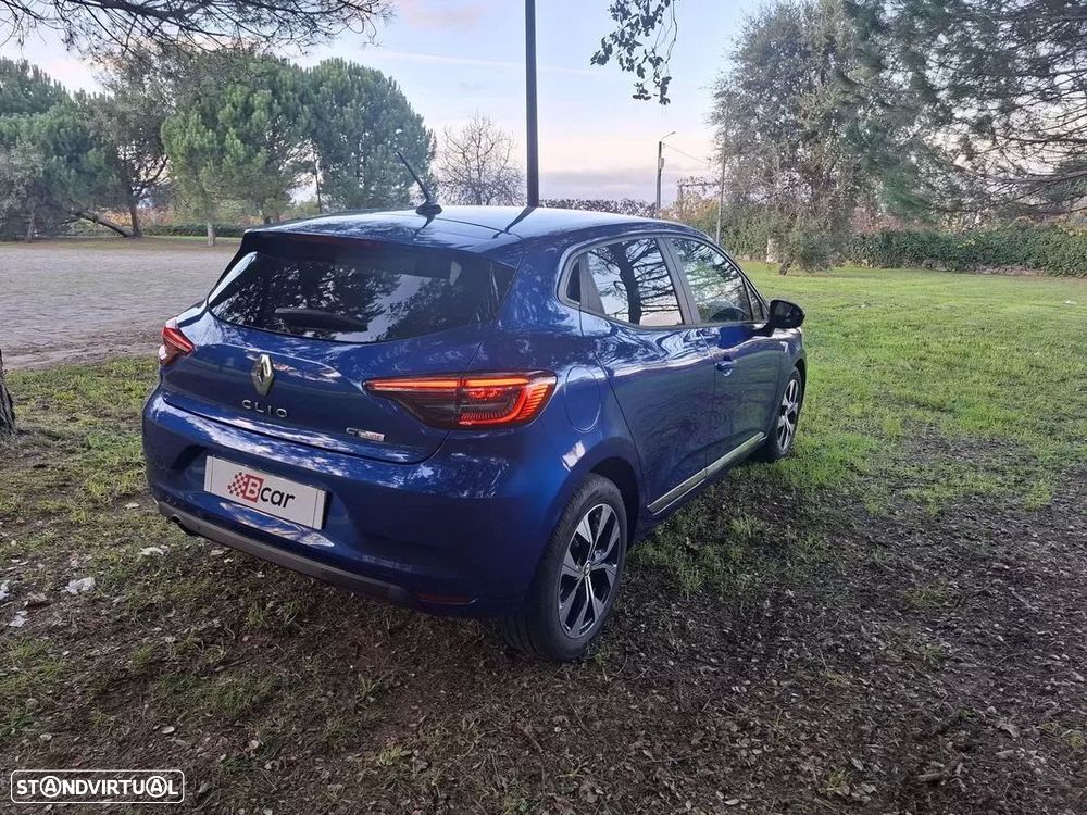 Renault Clio 1.5 Blue dCi Techno — fotografia 12
