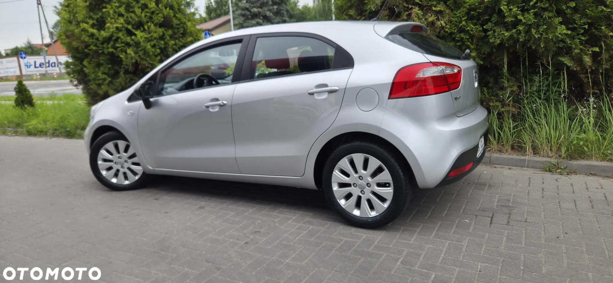 Kia Rio 1.4 Business Line - 11