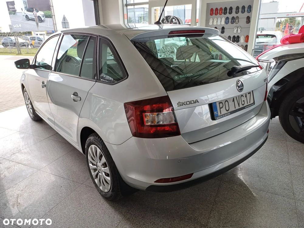 Skoda RAPID 1.6 TDI DPF Ambition - 4