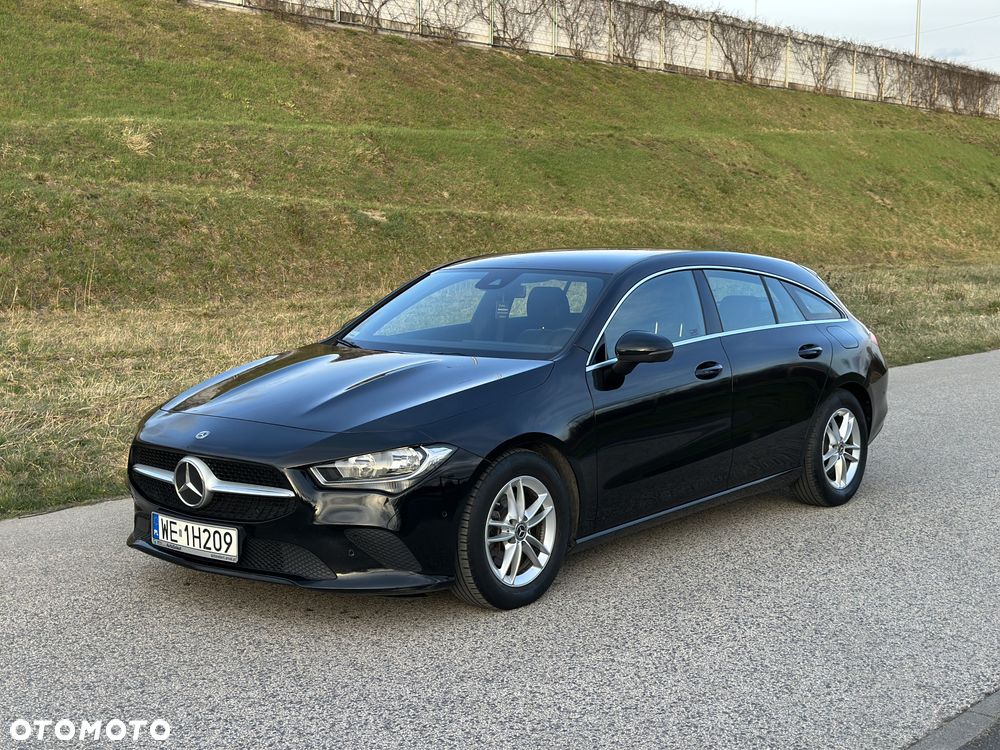 Mercedes-Benz CLA 180 7G-DCT - 2