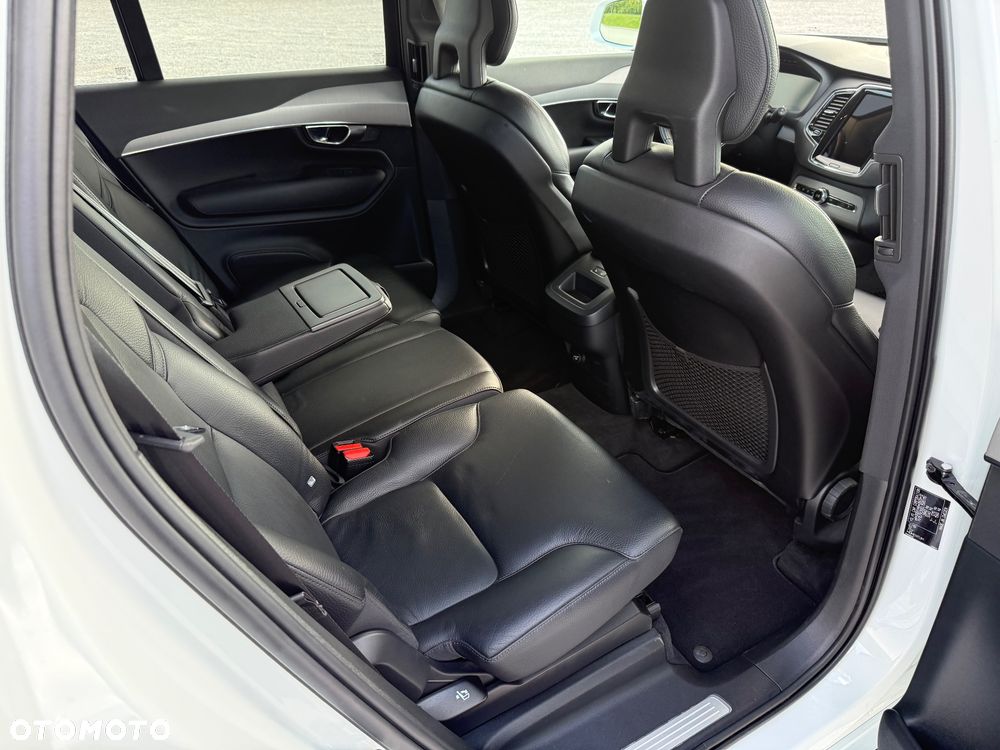 Volvo XC 90 B5 D AWD Geartronic Momentum Pro - 20