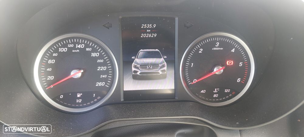 Mercedes-Benz GLC 250 d 4Matic 9G-TRONIC Edition 1 - 8