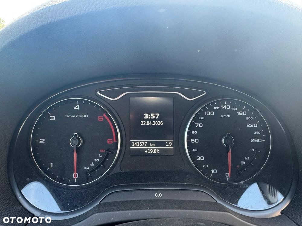 Audi A3 Sportback 1.6 TDI (clean diesel) S line Sportpaket - 11