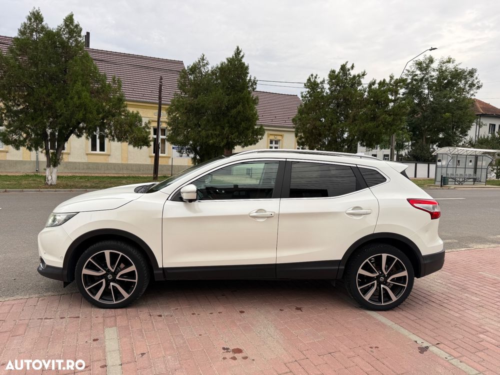 Nissan Qashqai 1.6 DCI Xtronic TEKNA - 10